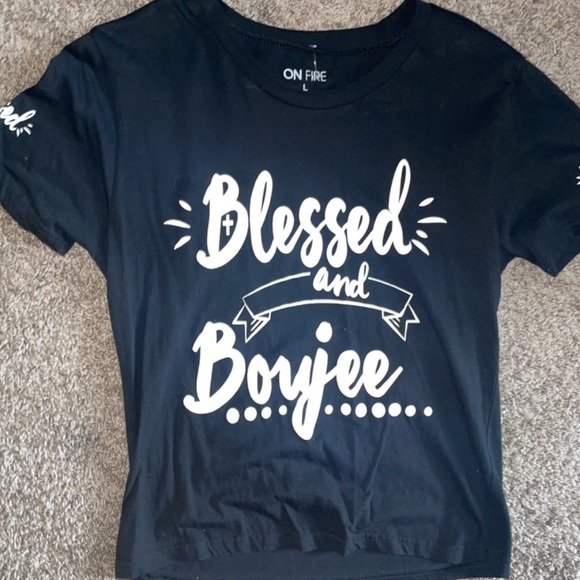 Tops - Black graphic tee